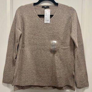 Brand new Uniqlo cozy warm winter sweater